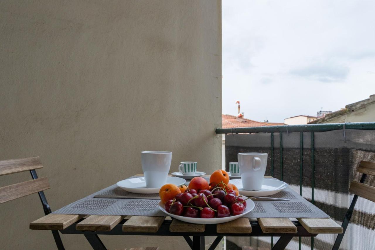 Yellowsunny Apartment With Two Balconies Pisa Kültér fotó